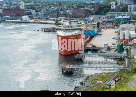 Approvisionnement en mer Heron atlantique bateau amarré à Saint-Jean, Terre-Neuve, Canada, été 2018 Banque D'Images