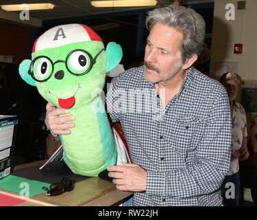 Compton, CA, USA. 1er mars 2019. LOS ANGELES - Oct 1 : Gary Cole à la lire à travers l'Amérique à l'événement Robert F Kennedy Elementary School le 1 mars 2019 à Compton, CA Crédit : Kay Blake/ZUMA/Alamy Fil Live News Banque D'Images