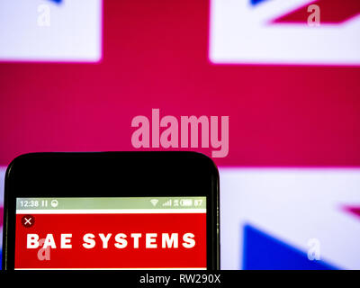 4 mars 2019 - Ukraine - BAE Systems plc logo de l'entreprise vu affichée sur un téléphone intelligent. (Crédit Image : © Igor Golovniov/SOPA des images à l'aide de Zuma sur le fil) Banque D'Images