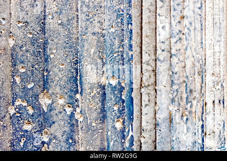 Traces de guerre à un mur de Berlin, un Kriegsspuren einer Mauer à Berlin Banque D'Images