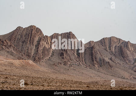 Une partie de l'Atlas est plus Targoumait la tour d'escalier, Province de Tata, Maroc, Souss-Massa. Banque D'Images