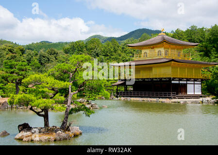 L'Asie, Japon, région du Kansai, Kyoto, Rokuon-ji, le Kinkaku-ji, le Pavillon d'Or Banque D'Images