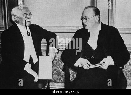 Winston Churchill avec Lloyd George, Londres. 1934 Banque D'Images