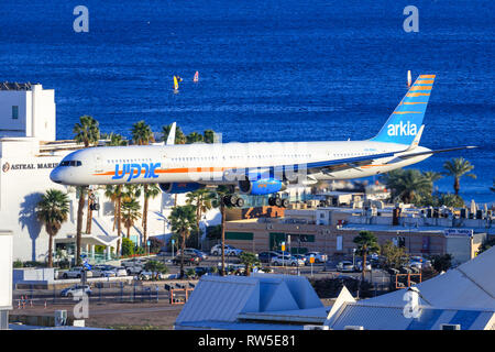 Eilat, Israël - 24 Février, 2019 Israir : Boeing 757-200 à l'ancien hôtel de l'aéroport international d'Eilat. Banque D'Images