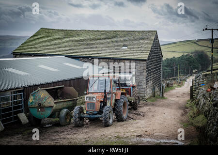 Une ferme sur la Calder Aire Lien, près de Abel Cross, Hebden Bridge, UK Banque D'Images