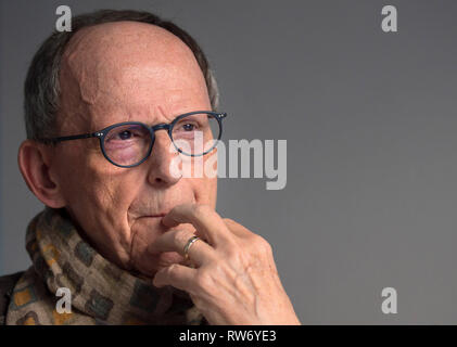 Stuttgart, Allemagne. 28 Février, 2019. Erwin Hetger, ancien président de la police de l'état du Bade-Wurtemberg, donne une interview. (Dpa-Story "le jour qui a tout changé - dix ans après la tuerie' à 05.03.2019) Crédit : Sebastian Gollnow/dpa/Alamy Live News Banque D'Images