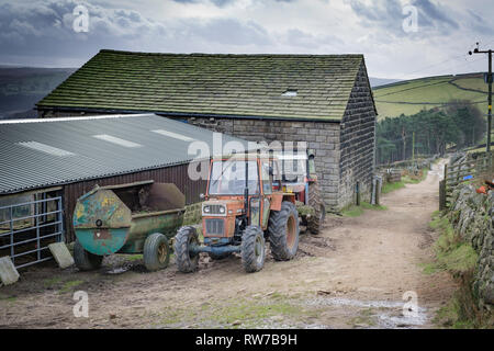 Une ferme sur la Calder Aire Lien, près de Abel Cross, Hebden Bridge, UK Banque D'Images