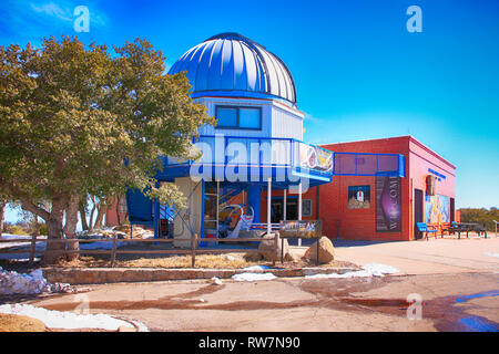 Le centre de visiteurs à la Kitt Peak National Observatory en Arizona Banque D'Images