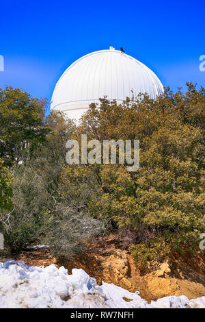 Dômes au télescope de Kitt Peak National Observatory en Arizona Banque D'Images