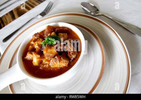 Recettes mauriciennes nous présenter le meilleur accueil plats recettes mauriciennes ! Avec notre système de recherche avancée, vous pourrez trouver une recette pour un repas Banque D'Images