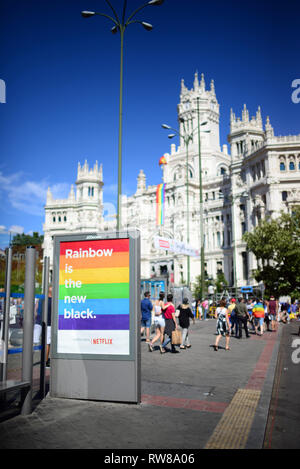 'Celui qui vous aimez, Madrid vous aime" est le slogan de l'édition de cette année de WorldPride, le plus important événement mondial pour la communauté LGBT. E Banque D'Images