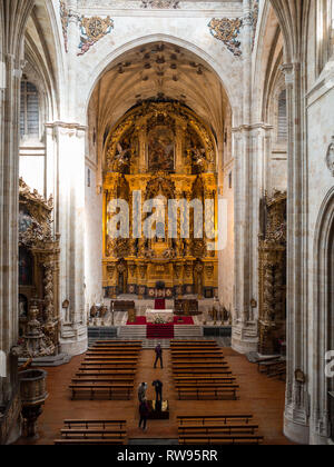 Nef principale de l'église du Convento de San Esteban vu de la chorale Banque D'Images