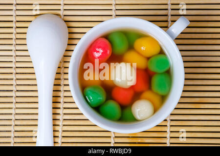 Tang Yuan ou chinois traditionnel riz ball Banque D'Images