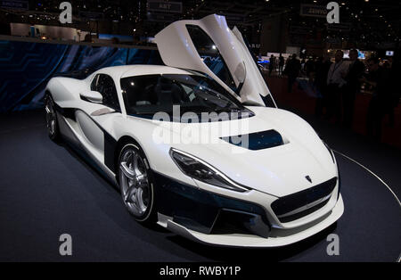 Genève, Suisse. 5e Mar, 2019. Un Rimac C Deux est vu sur la première journée de la presse du 89e Salon International de l'Automobile à Genève, Suisse, le 5 mars 2019. Avec environ 220 exposants, le mondial 89e Salon International de l'Automobile de Genève sera ouverte au public du 7 au 17 mars. Credit : Xu Jinquan/Xinhua/Alamy Live News Banque D'Images