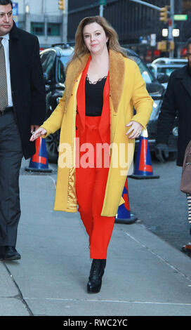 New York, NY, USA. Le 05 Mar, 2019. Amber Tamblyn au Late Show avec Stephen Colbert la promotion de son nouveau livre sur Mars 05, 2019 à New York. Credit : Rw/media/Alamy Punch Live News Banque D'Images