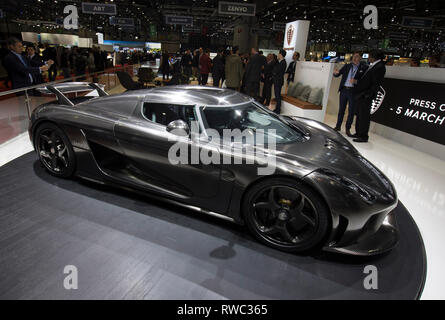 Genève. 5e Mar, 2019. Photo prise le 5 mars 2019 montre la nouvelle Koenigsegg Jesko au 89e Salon International de l'Automobile à Genève, Suisse. Le salon est ouvert au public du 7 mars au 17 mars. Credit : Xu Jinquan/Xinhua/Alamy Live News Banque D'Images