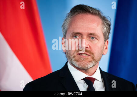 Berlin, Allemagne. 08Th Mar, 2019. Anders Samuelsen, Ministre des affaires étrangères du Danemark, commentaires lors d'une conférence de presse avec le Ministre des affaires étrangères, Maas après ses entretiens au Foreign Office. Crédit : Bernd von Jutrczenka/dpa/Alamy Live News Banque D'Images