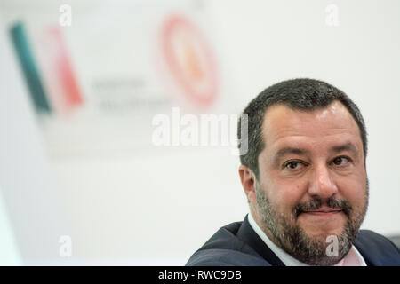 Rome, Italie. 08Th Mar, 2019. Rome, Italie La première quatre-vingt années de la brigade de pompiers de la politique par les pic : Matteo Salvini Crédit : LaPresse/Alamy Live News Banque D'Images