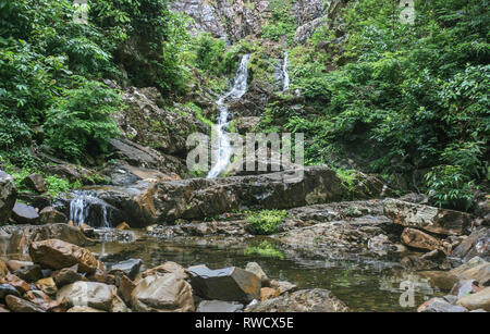 Temurun Cascade, Langkawi, Malaisie Banque D'Images