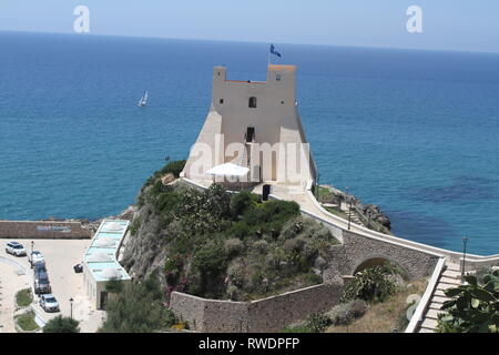 Sperlonga, Italie. 30 Juin 2018 : La tour Truglia Banque D'Images