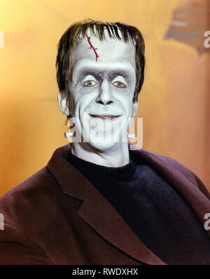 FRED GWYNNE, LES MUNSTERS, 1964 Banque D'Images