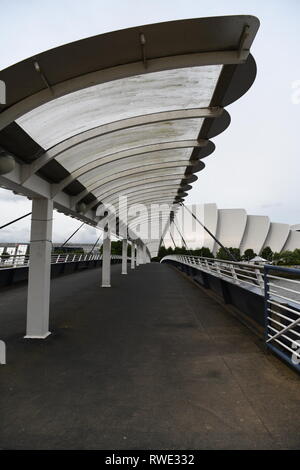 Bell's Bridge, passerelle enjambant la rivière Clyde à Glasgow. Banque D'Images