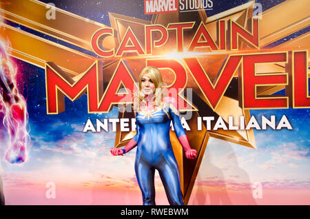 De l'influence italienne Antonella Arpa à Captain Marvel premiere tapis rouge, en fabrique. Milan, March 5th, 2019 Banque D'Images