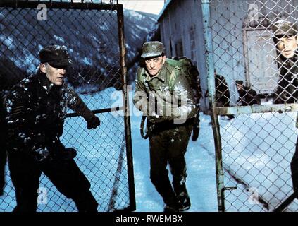 Scène avec KIRK DOUGLAS, LES HÉROS DE TELEMARK, 1965 Banque D'Images