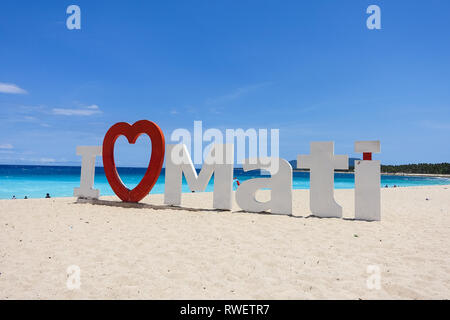 'J'aime Mati' signe sur Dahican Beach, Mati - Davao, Philippines Banque D'Images