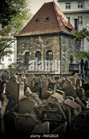 Vieux cimetière juif de Prague Banque D'Images