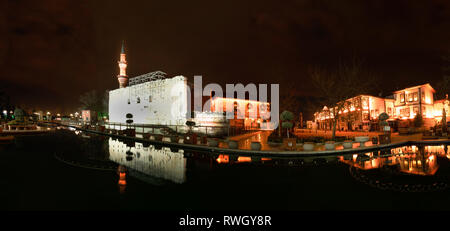 Ankara/Turkey-March 02 2019 : Haci Bayram Mosque dans la nuit Banque D'Images