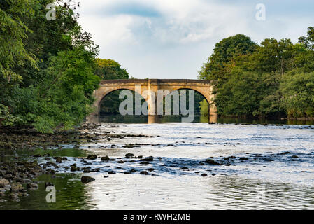 Le pont sur la Rivière Ure à Masham Banque D'Images