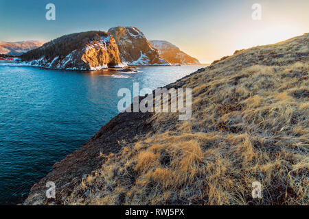 Coucher du soleil en bouteille Cove, Lark Harbour, Bay of Islands, Terre-Neuve et Labrador, Banque D'Images