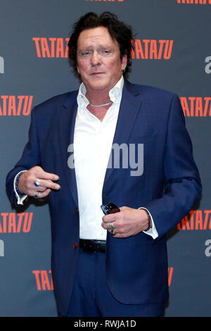 Rome, Italie. 08Th Mar, 2019. Michael Madsen Rome 6 mars 2019. L'acteur Michael Madsen pose pour les photographes pendant la présentation de la nouvelle plate-forme de social Tatatu. Tatatu est une nouvelle plate-forme où les utilisateurs peuvent gagner de l'argent dans TTU Coin juste regarder les vidéos. Foto Samantha Zucchi Insidefoto insidefoto Crédit : srl/Alamy Live News Banque D'Images