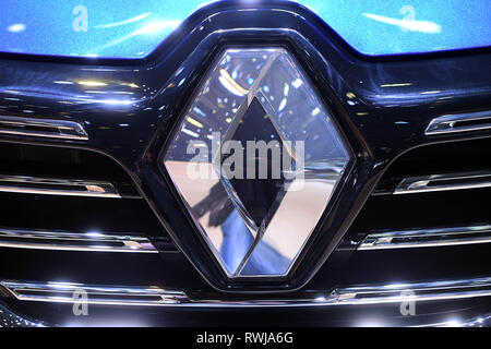 Geneve, Suisse. 08Th Mar, 2019. Un logo Renault, pris sur la deuxième journée de la presse. Le 89e Salon de Genève commence le 7 mars et dure jusqu'au 17 mars. Credit : Uli Deck/dpa/Alamy Live News Banque D'Images