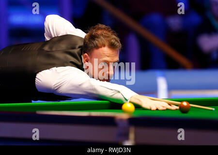 Preston Guild Hall, Preston, Royaume-Uni. Mar 6, 2019. Snooker, les joueurs du championnat, Judd Trump de l'Angleterre à la table lors de son match de quart de finale contre Jack Lisowski d'Angleterre : l'action de Crédit Plus Sport/Alamy Live News Banque D'Images