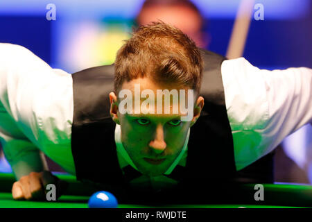 Preston Guild Hall, Preston, Royaume-Uni. Mar 6, 2019. Snooker, les joueurs du championnat, Judd Trump de l'Angleterre à la table lors de son match de quart de finale contre Jack Lisowski d'Angleterre : l'action de Crédit Plus Sport/Alamy Live News Banque D'Images