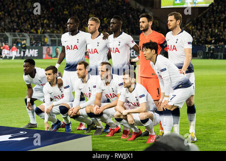 Dortmund, Allemagne. Le 05 Mar, 2019. Tottenham Hotspur (Spurs) joueurs posent pour une photo, photo d'équipe, groupe photo, photo, photo de l'équipe de l'équipe, plein la figure, format horizontal, de la Ligue des Champions de football, ronde de 16 ans, Borussia Dortmund (NE) - Tottenham Hotspur (Spurs) 0 : 1, le 05.03.2019 à Dortmund/Allemagne. Utilisation dans le monde entier | Credit : dpa/Alamy Live News Banque D'Images