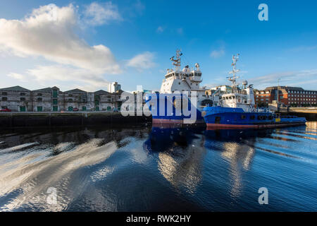 Les navires dans le port de Cork, Cork, County Cork, Ireland Banque D'Images