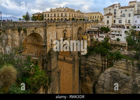 La Gorge El Tajo, Puente Nuevo ; Ronda, Malga, Espagne Banque D'Images