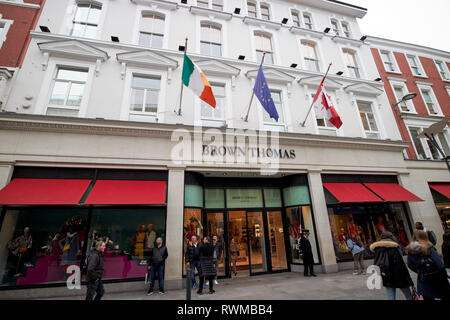 Brown Thomas department store sur Grafton Street Dublin République d'Irlande Banque D'Images