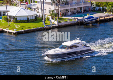 FORT LAUDERDALE, FLORIDE - Février 25, 2018 : l'Intracoastal Waterway est 3 000-miles de long de Boston, Massachusetts, à l'extrémité sud de Fl Banque D'Images