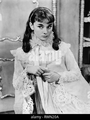 Audrey Hepburn, circa (1950) #  de référence de fichier 33751 437THA Banque D'Images