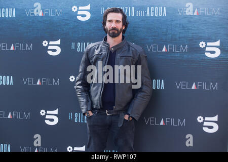 Rom E, Italie. 08Th Mar, 2019. Au cours de l'Sgueglia Mario photocall de la fiction produite par Mediaset 'Il Silenzio dell'acqua" Crédit : Matteo Nardone/Pacific Press/Alamy Live News Banque D'Images