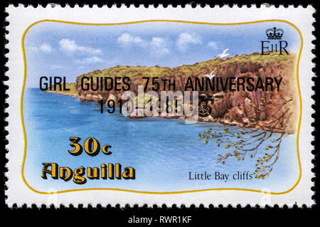 Timbre-poste d'anguilla dans les Guides 75e anniversaire 1910-1985 série émise en 1985 Banque D'Images