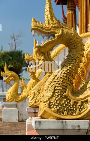 Phaya naga dragons Wat Haw Pha Kaeo Vientiane Laos Banque D'Images