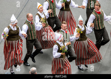 XXVI Chanson lettone et XVI Dance Festival 2018 en Lettonie., du 30 juin au 8 juillet. Le Latvian Song and Dance Festival est l'un des plus grands ch amateur Banque D'Images