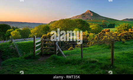 Coucher du soleil à Roseberry Topping Banque D'Images