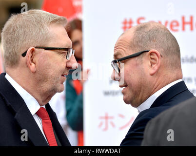 Len McCluskey (Secrétaire général de Unite the Union) et Steve Turner (Secrétaire général adjoint de Unite et Président national du peuple... Banque D'Images