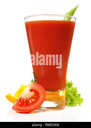 Jus de tomate sur fond blanc Banque D'Images